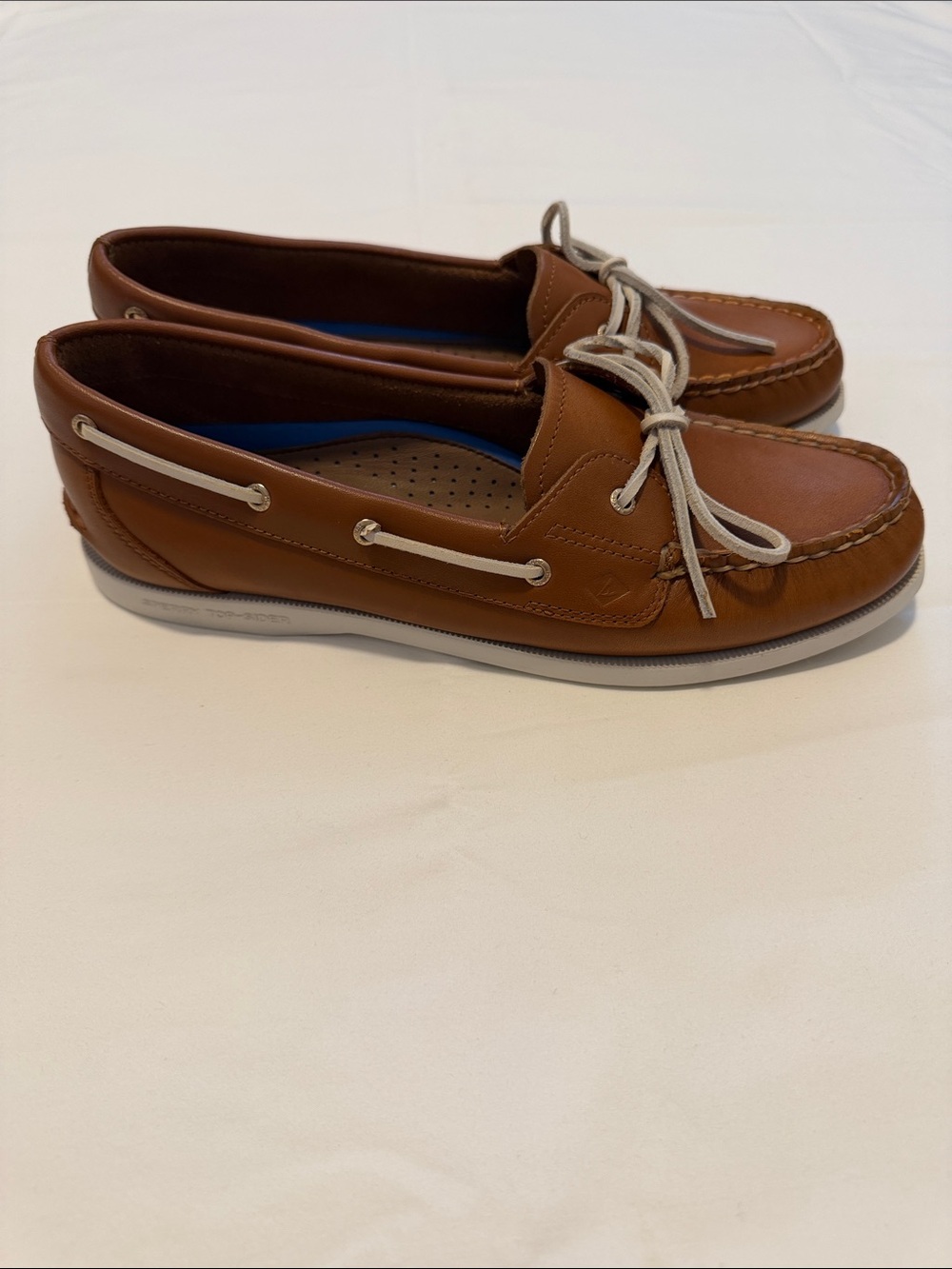 Sperry top-siders size 9